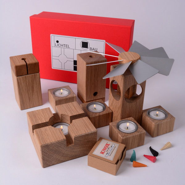 KLEINVIEH - Lichtelbaukasten mit Pyramide, &quot;Räucherdings&quot;, Zuckerdose &amp; Teewärmer - Eiche natur geö